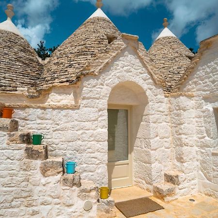 הוילה מרטינה פרנקה Trulli Audendum מראה חיצוני תמונה