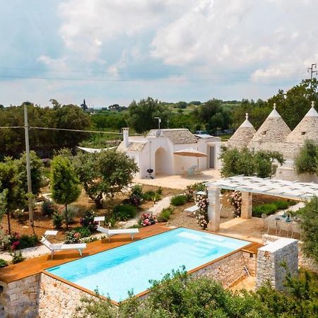 הוילה מרטינה פרנקה Trulli Audendum מראה חיצוני תמונה