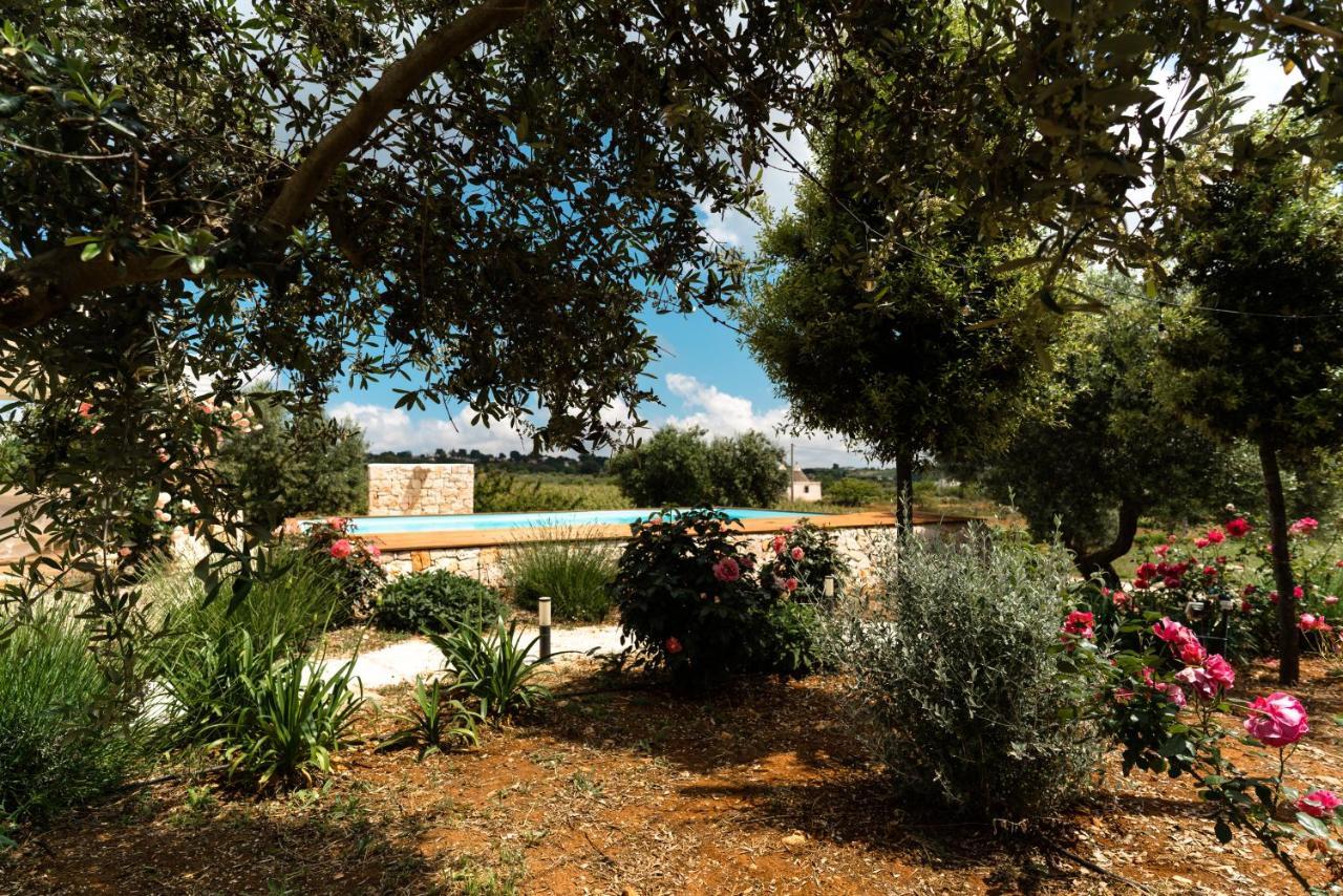 הוילה מרטינה פרנקה Trulli Audendum מראה חיצוני תמונה