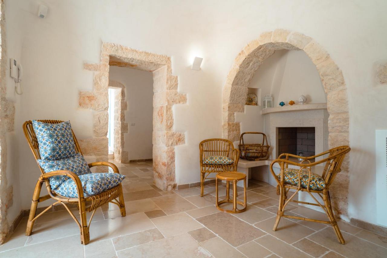 הוילה מרטינה פרנקה Trulli Audendum מראה חיצוני תמונה