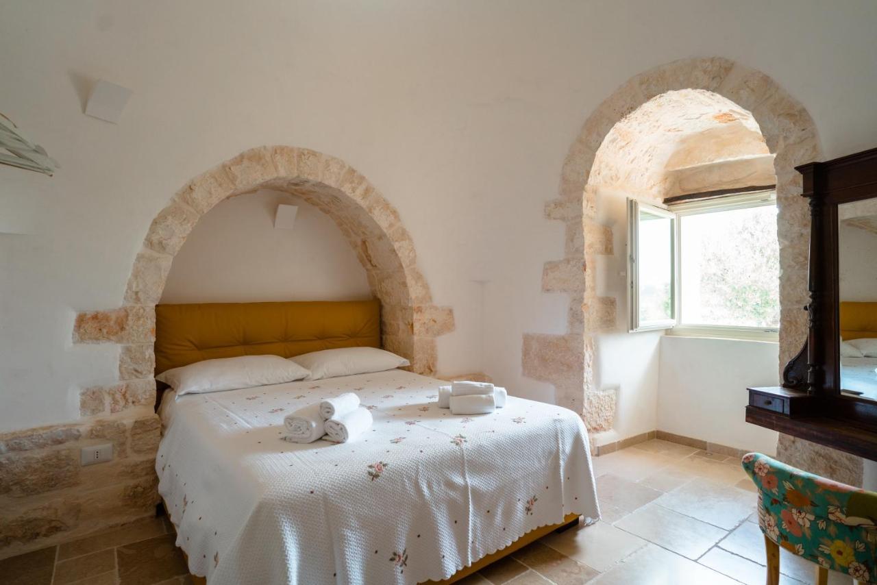 הוילה מרטינה פרנקה Trulli Audendum מראה חיצוני תמונה
