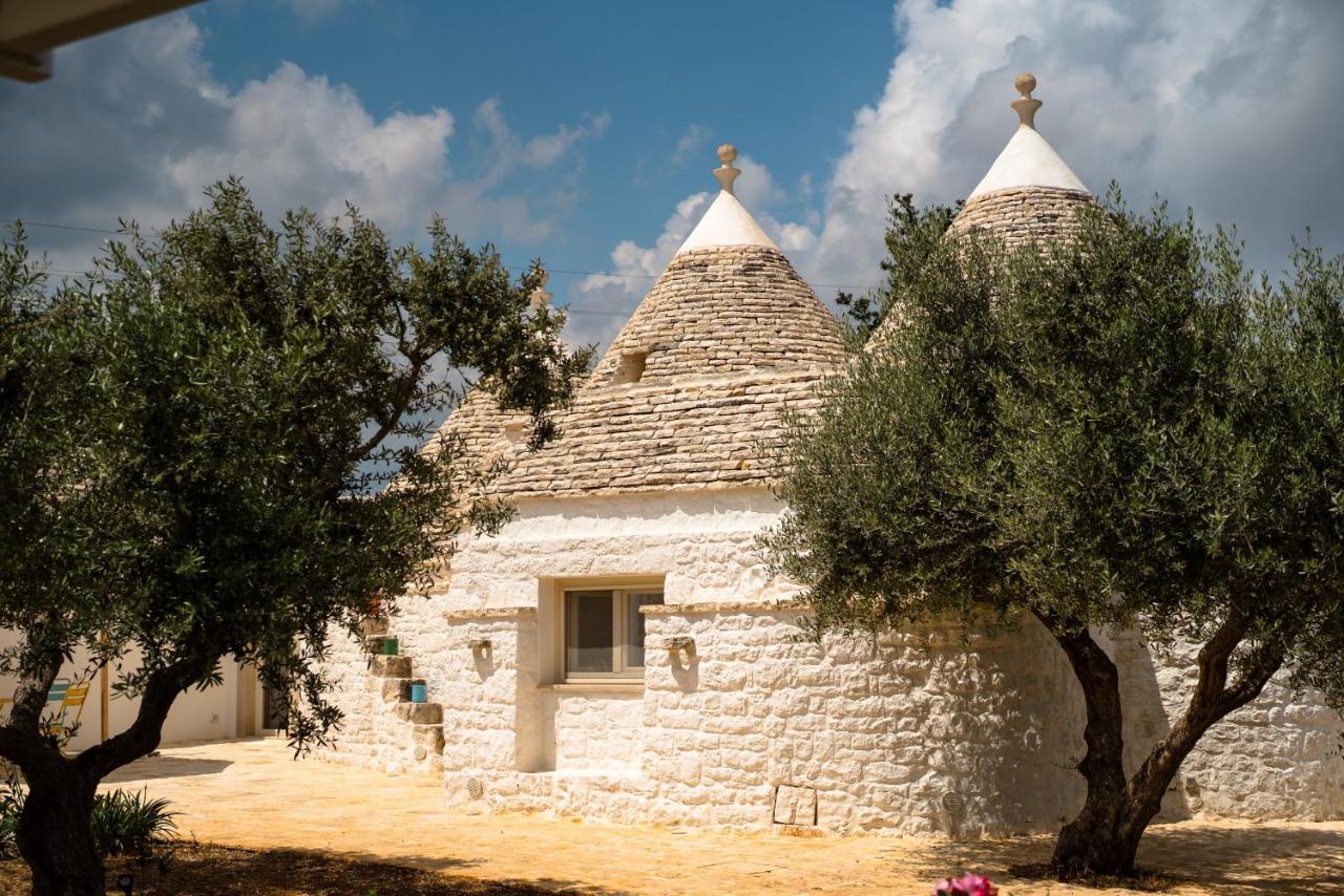 הוילה מרטינה פרנקה Trulli Audendum מראה חיצוני תמונה